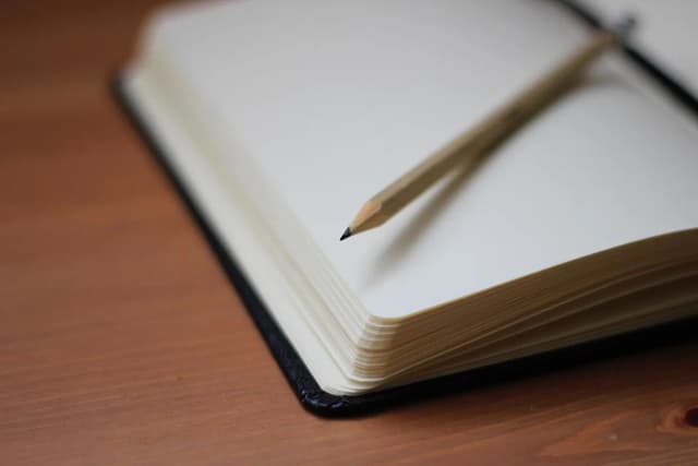 A photo of pen and paper